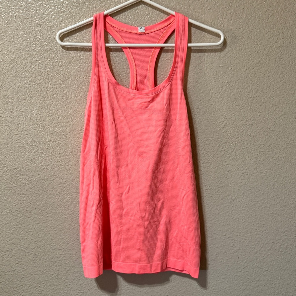 Lululemon Swiftly
